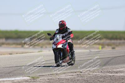media/Sep-07-2025-Pacific Track Time (Sun) [[a6322260b9]]/C Group/Wheelie Bump/